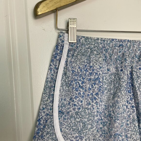 ANN MASHBURN Liberty Floral Poplin Track Shorts \\ S - Picture 3 of 7
